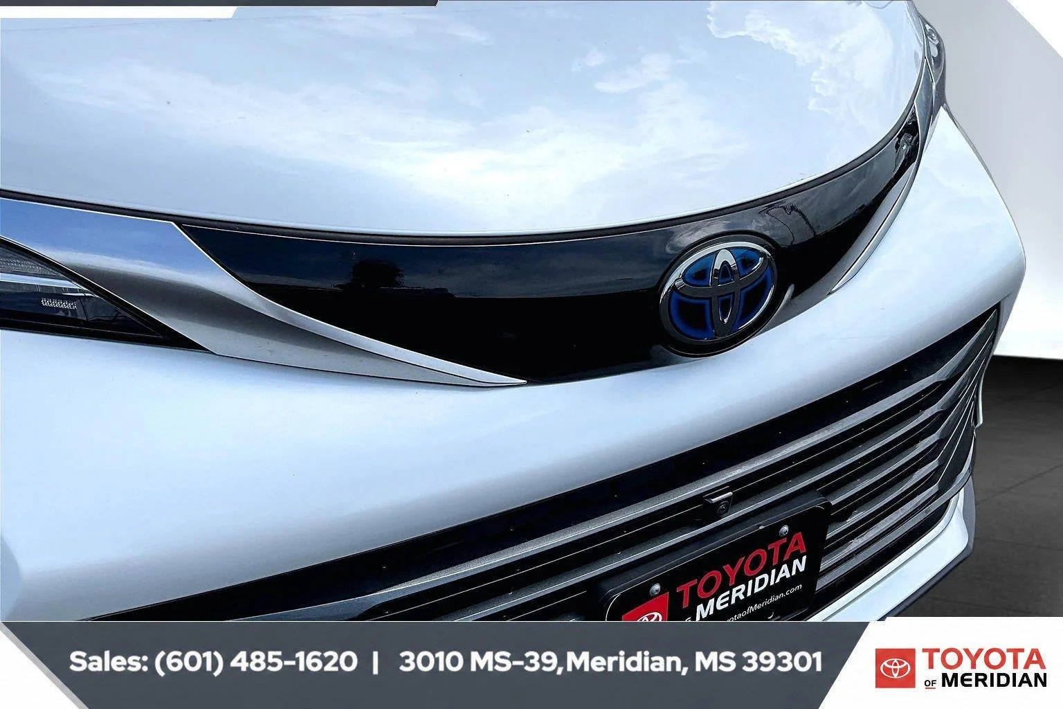 Used 2024 Windchill Pearl Toyota Platinum image 22