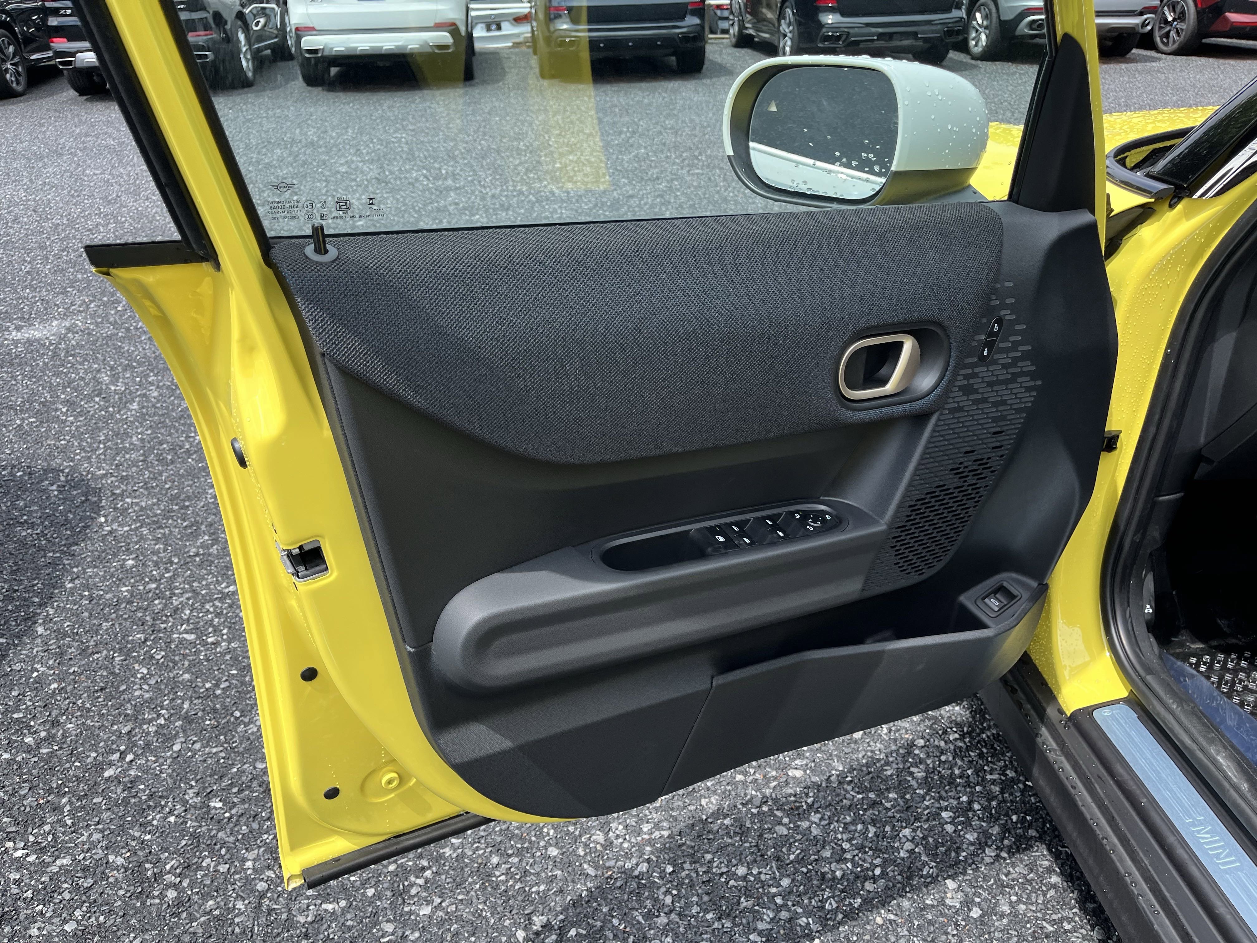 2025 MINI Hardtop 4 Door S - Photo 10