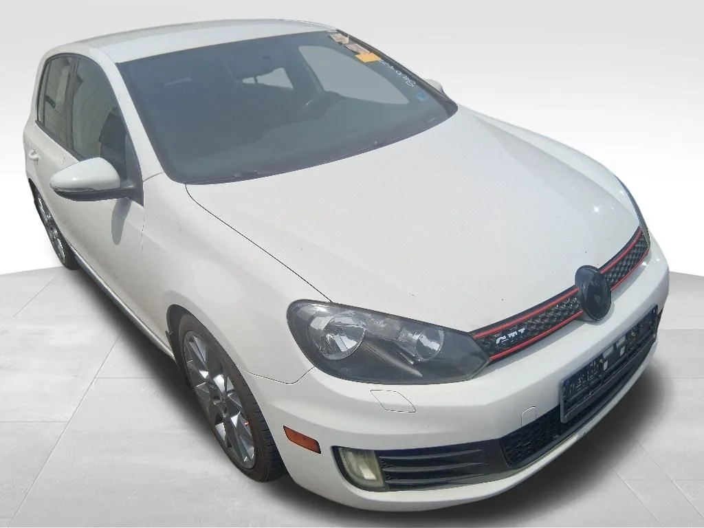 Used 2013 Black Volkswagen Base image 20