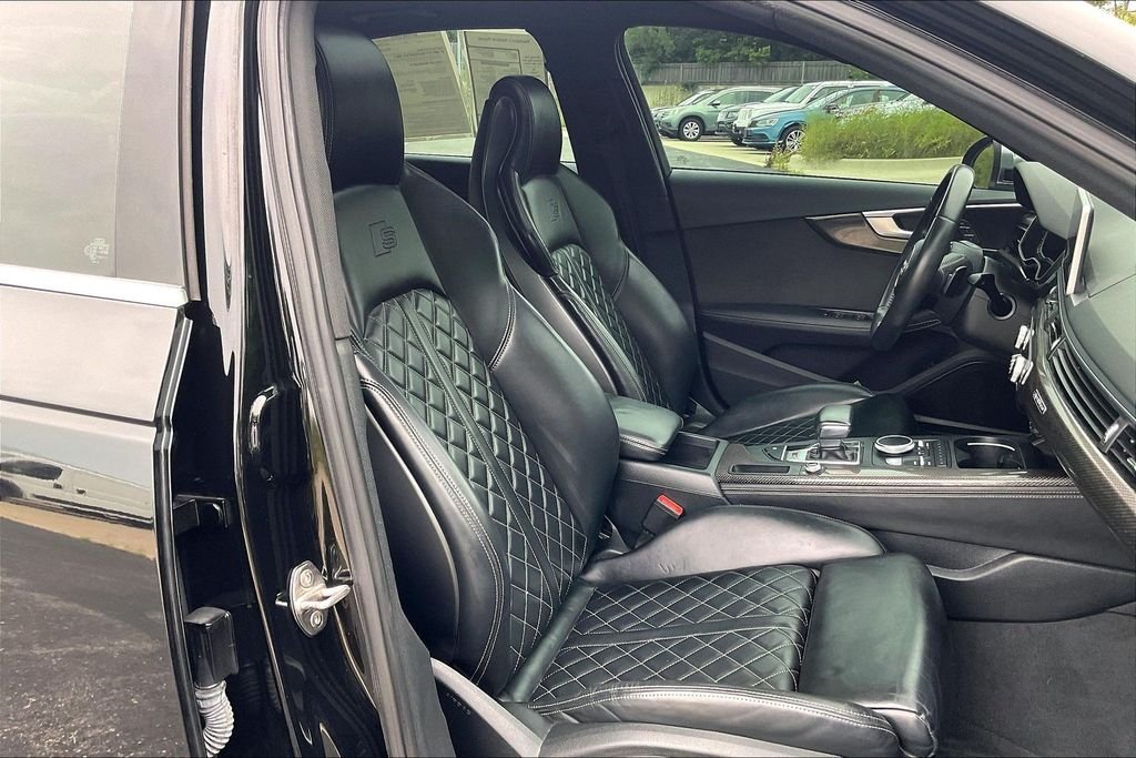 Used 2019 Gray Audi 3.0T Premium Plus image 7