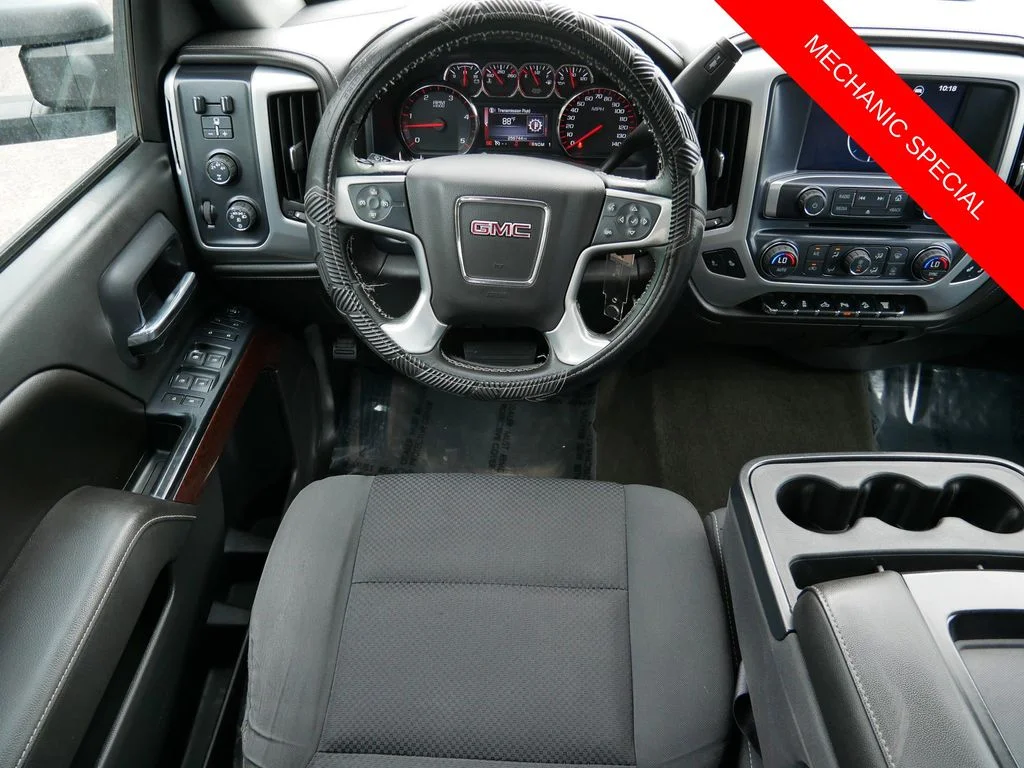 Used 2016 White GMC SLE image 12