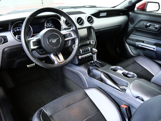 Used 2015 Red Ford EcoBoost Premium image 3