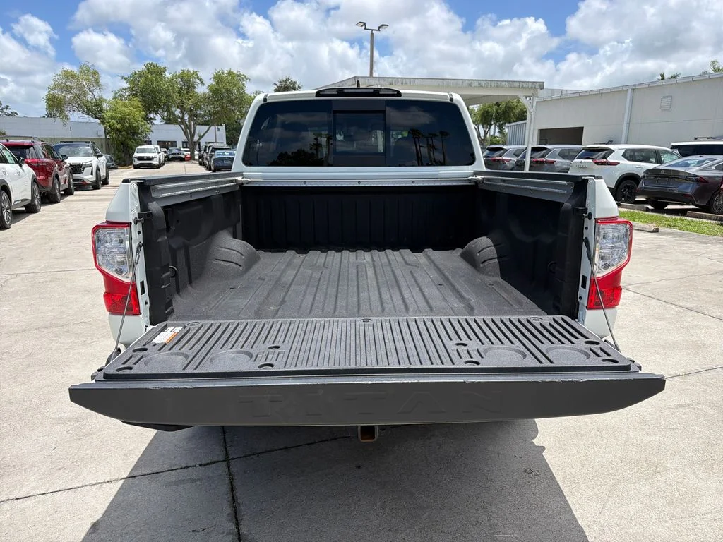 2024 Nissan Titan SV - Photo 34
