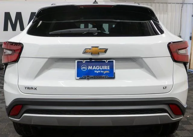 New 2026 Summit White Chevrolet LT image 6