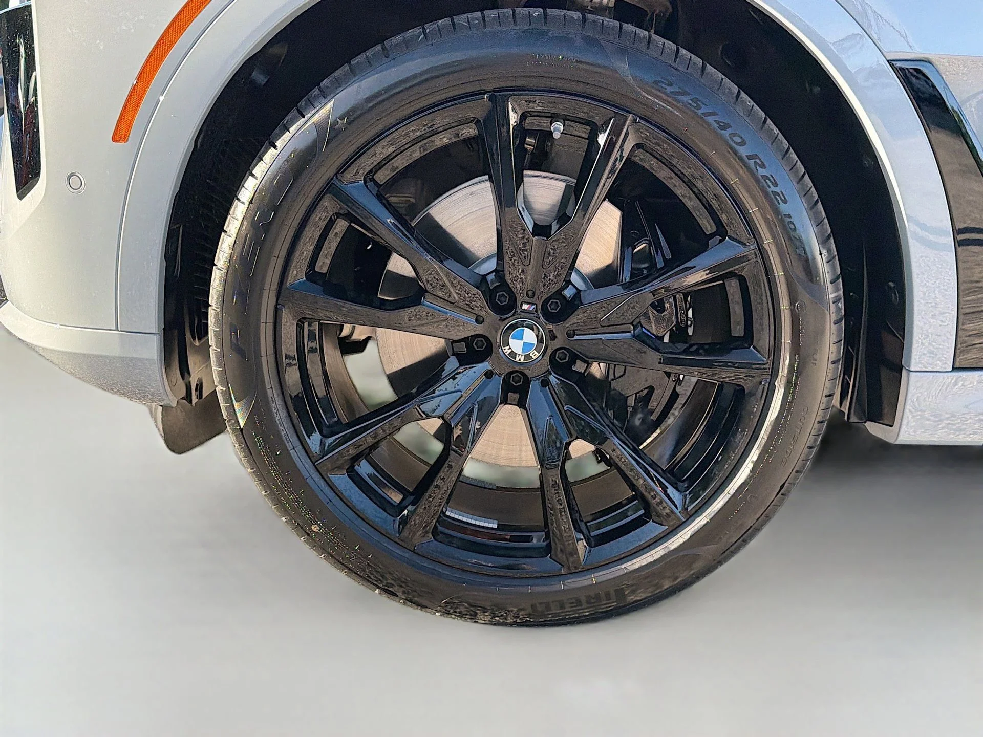 New 2027 Brooklyn Grey Metallic BMW xDrive40i image 42