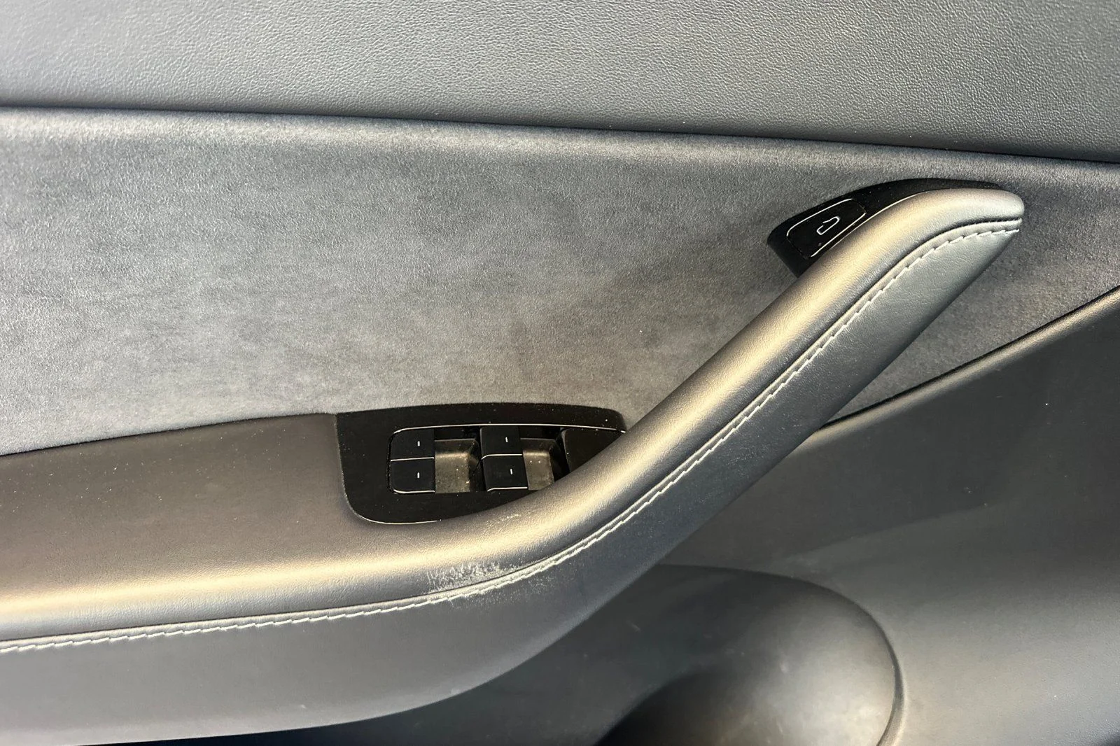 Used 2021 Blue Tesla Long Range image 11