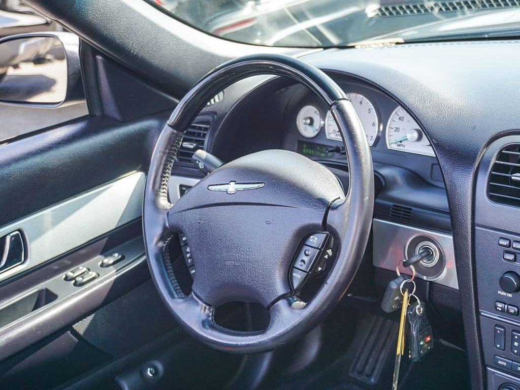 Used 2003 Gray Ford Base image 16