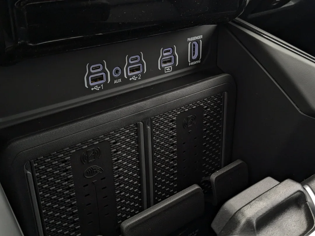 New 2026 White RAM Sport - - Night Edition - Sport Lvl 1 Grp - 5.7L HEMI V8 eTorque - Pano Sunroof & More! image 29