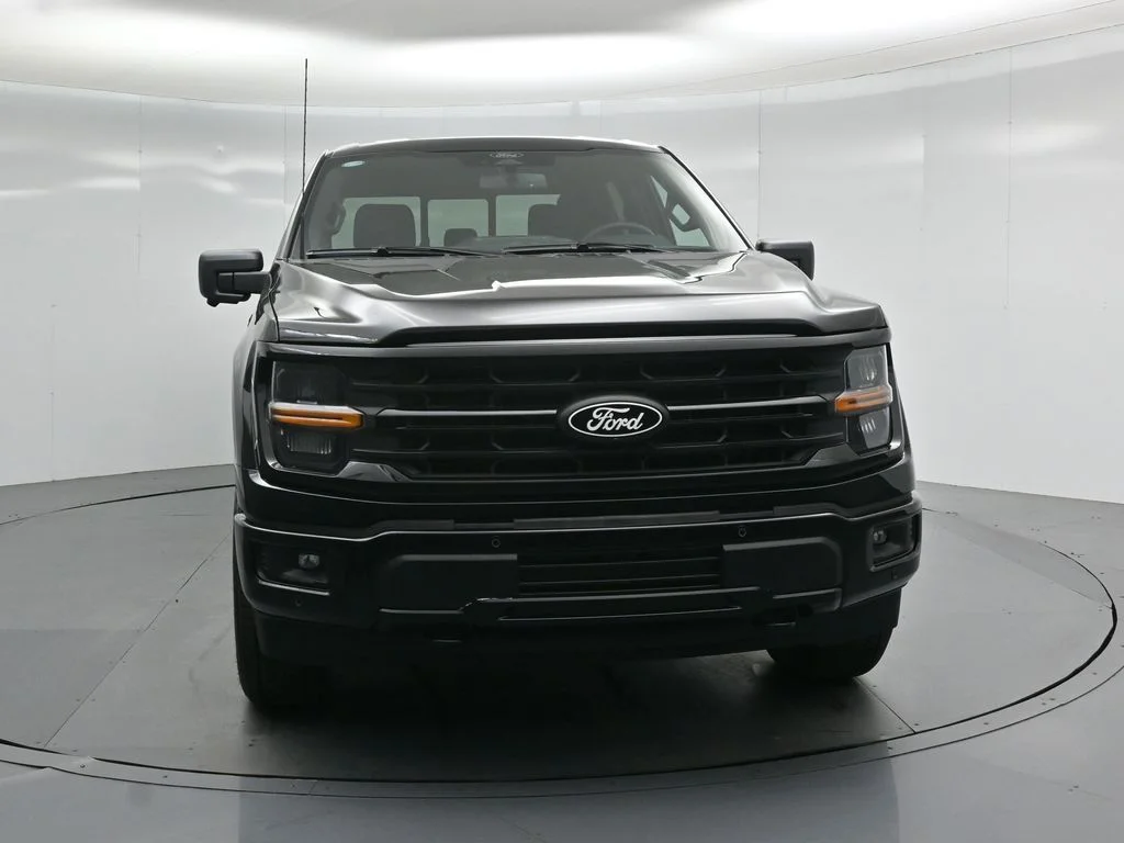New 2026 Agate Black Metallic Ford XLT image 21