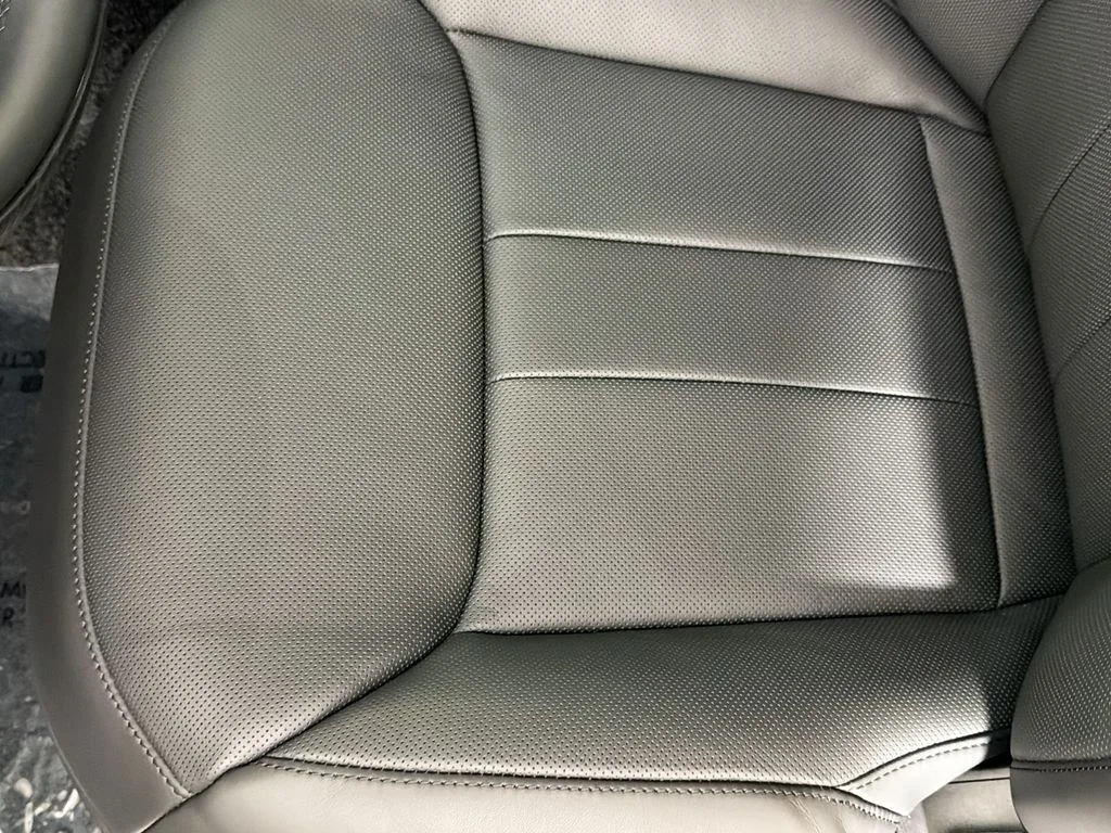 Used 2026 Green Land Rover SE image 20