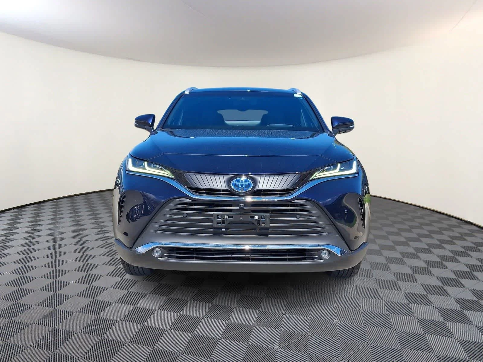 Used 2023 Blueprint Toyota Limited image 3