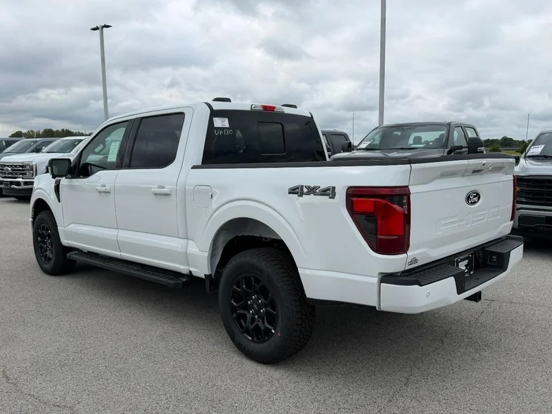 New 2026 Oxford White Ford XLT 4WD SuperCrew 5.5