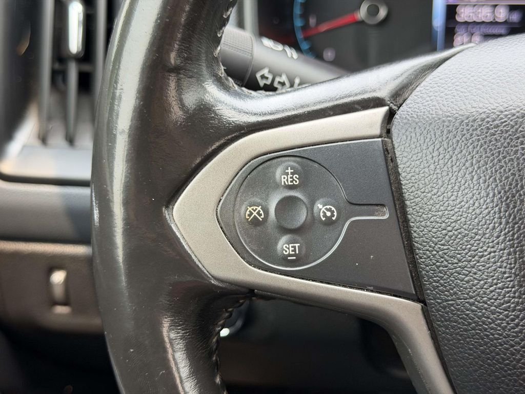 Used 2016 Black Chevrolet Z71 image 8