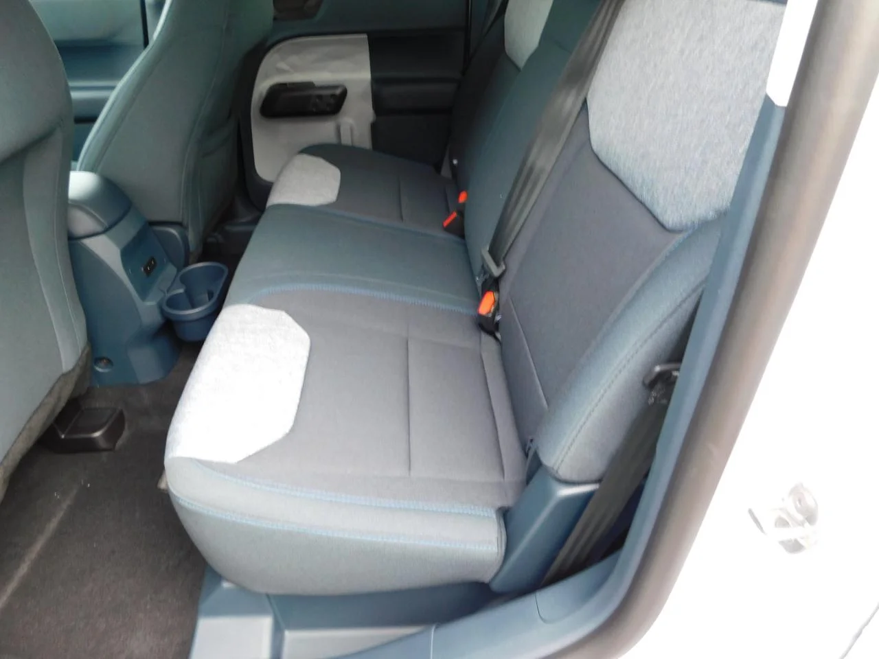 New 2026 Oxford White Ford XLT image 22