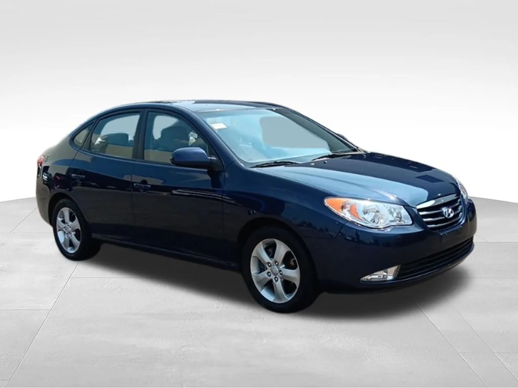 Used 2010 Regatta Blue Pearl Hyundai SE image 8