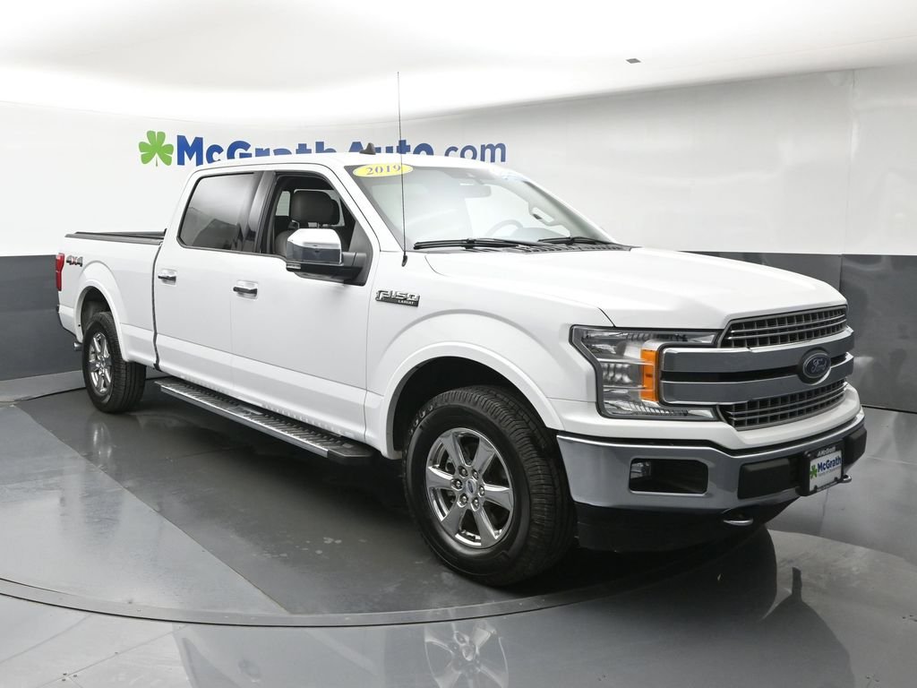 Used 2019 White Ford Lariat image 2