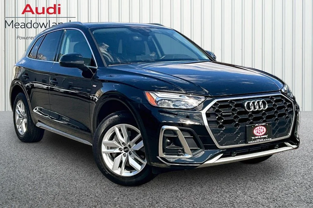 Used 2023 Black Audi 45 S line Premium image 3