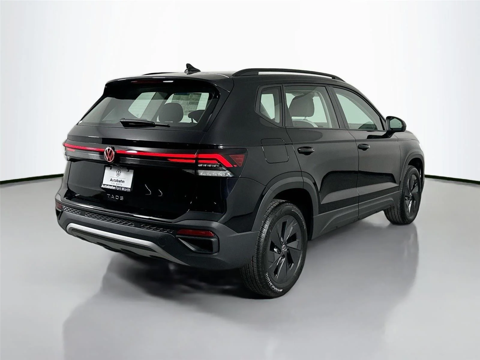 2025 Volkswagen Taos S - Photo 4