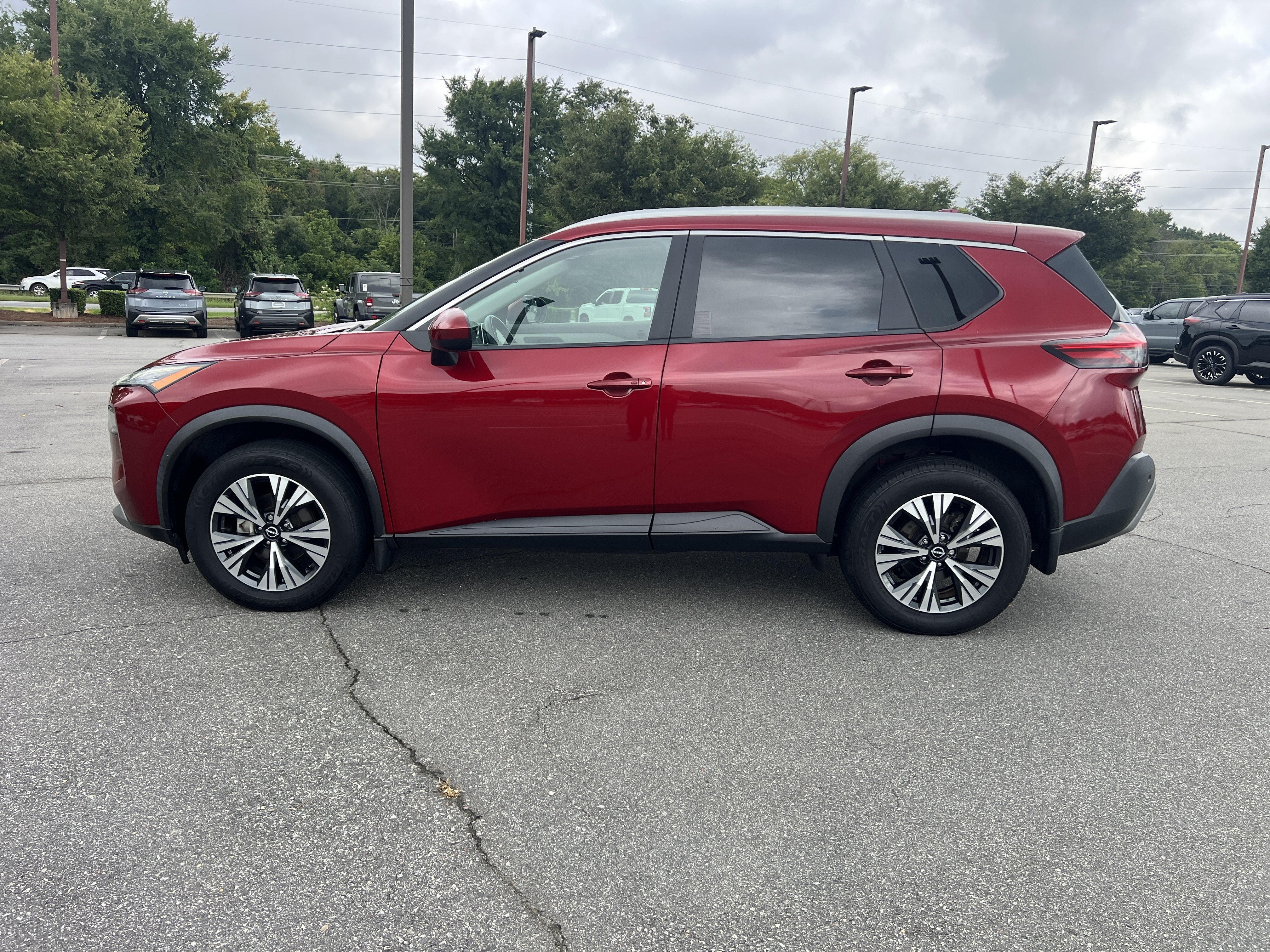 Certified Used 2023 Scarlet Ember Tintcoat Nissan SV image 8