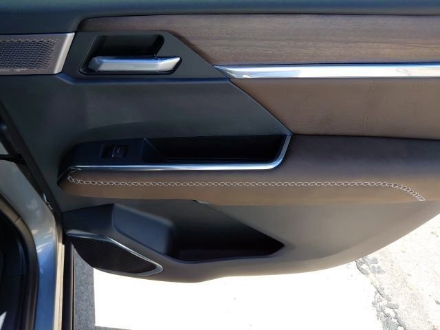 New 2026 Sterling Metallic GMC Denali Ultimate image 32
