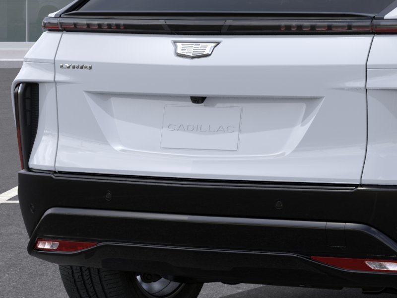 New 2027 Vibrant White Tricoat Cadillac Sport image 14