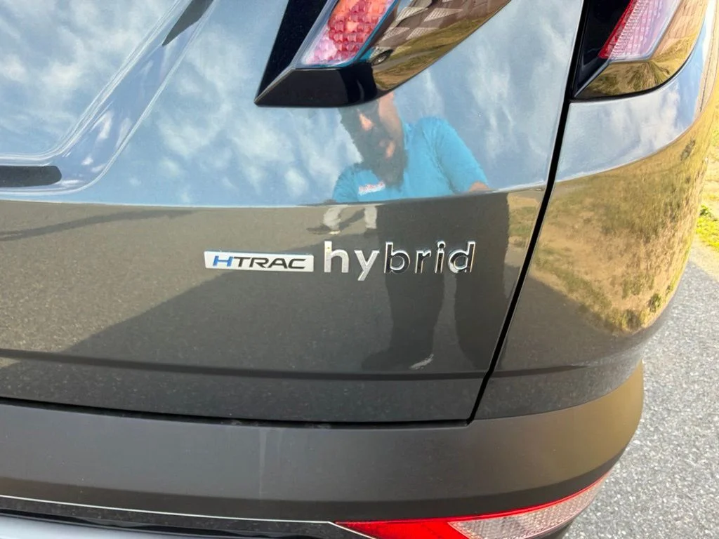 Certified Used 2024 Amazon Gray Hyundai Limited image 33