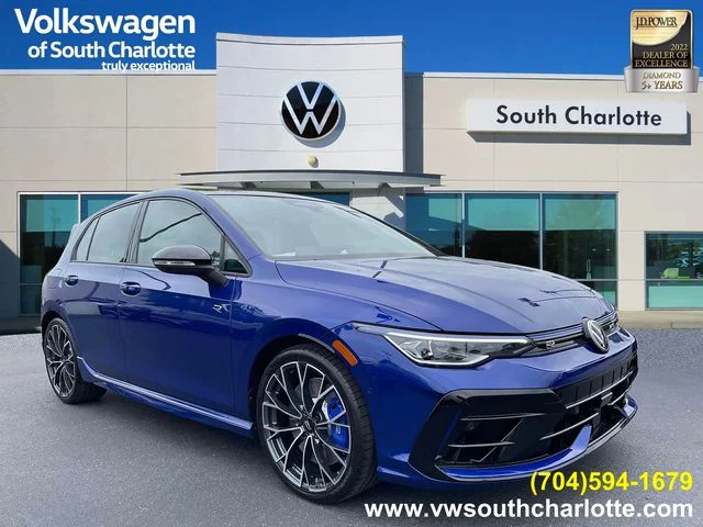 2026 Volkswagen Golf R Golf R 4-door DSG's photo