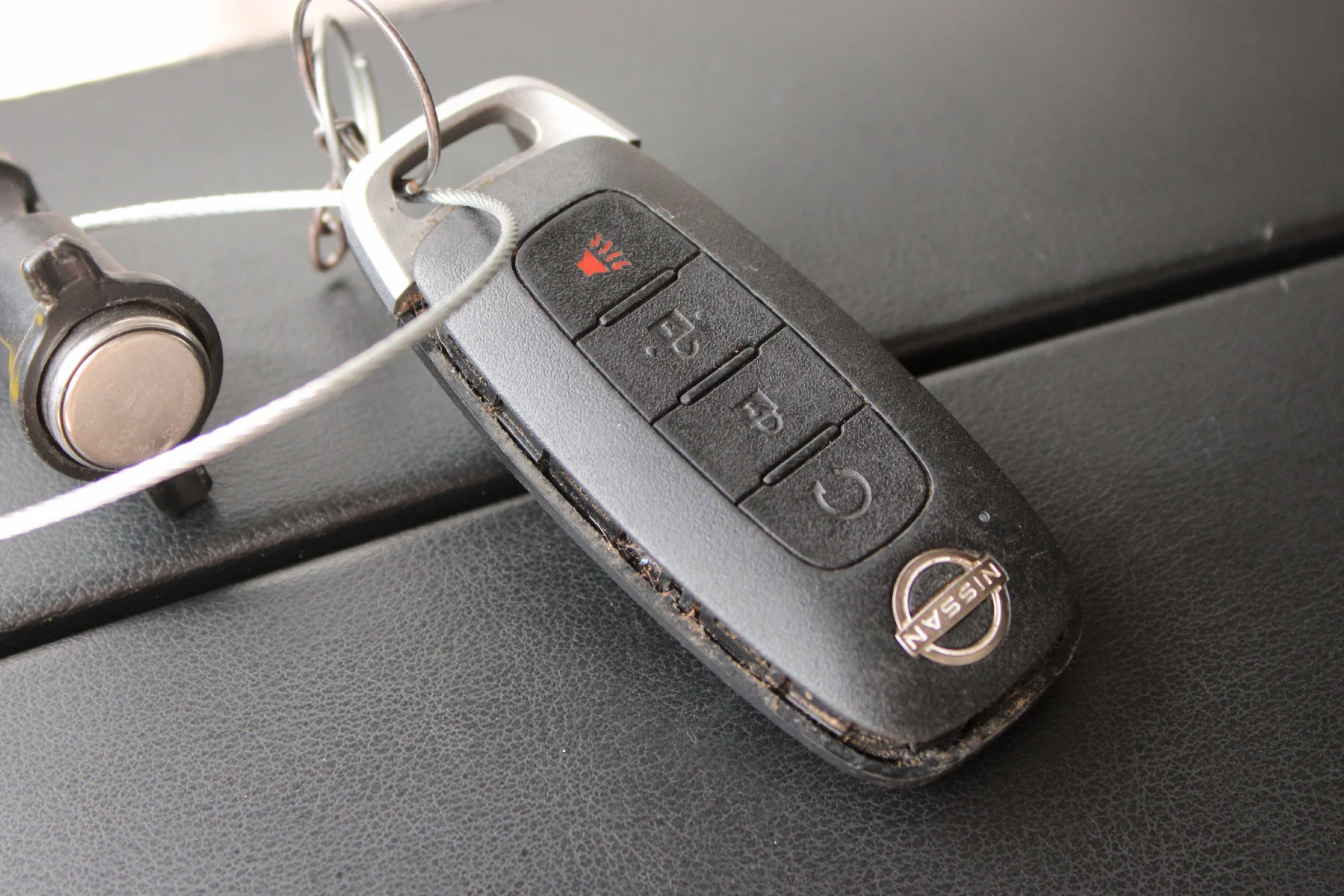 Used 2023 Super Black Nissan FWD SV image 43