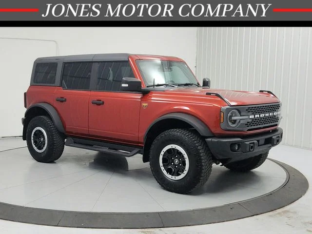 2023 Ford Bronco Badlands 4x4's photo