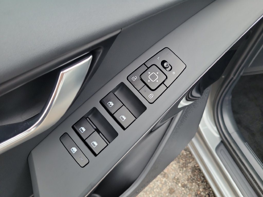 New 2026 Steel Gray Kia EX image 20