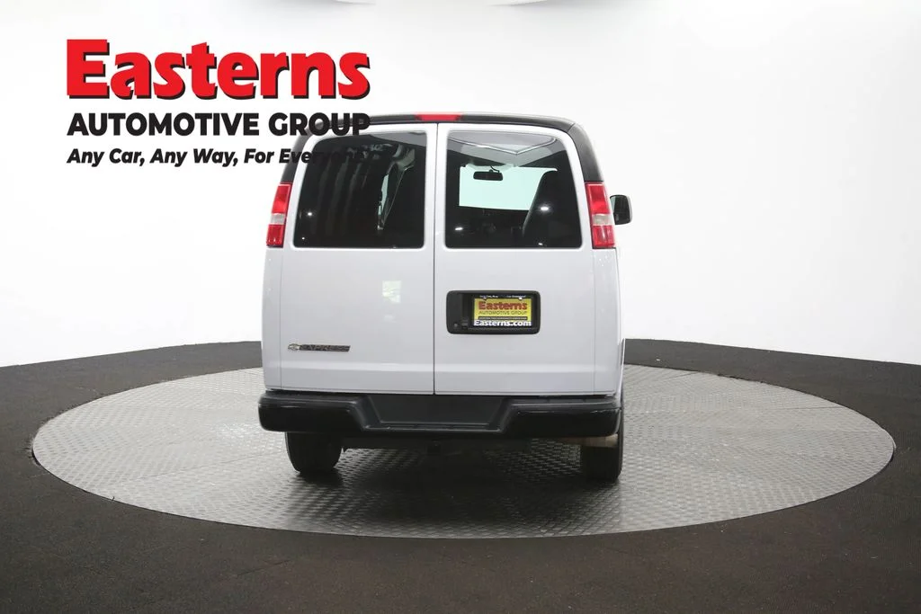 Used 2019 White Chevrolet Work Van image 33