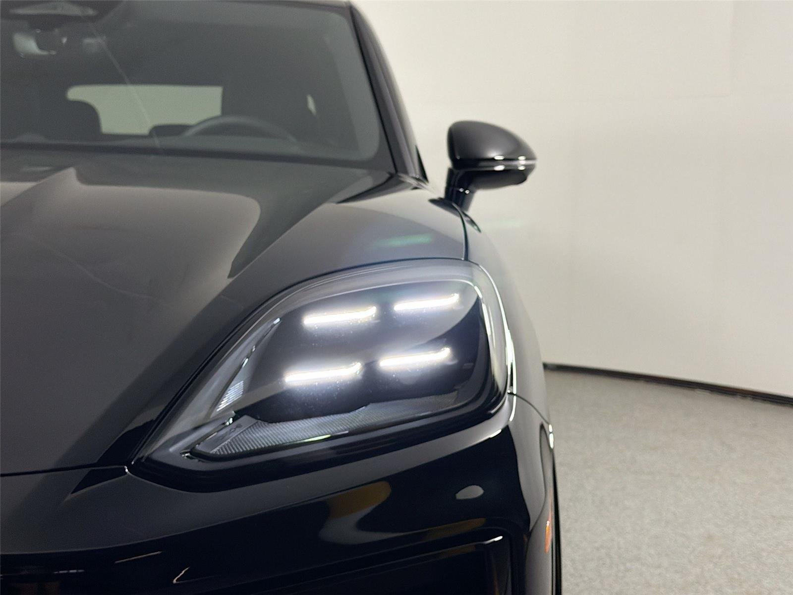 New 2026 Chromite Black Metallic Porsche Coupe image 15