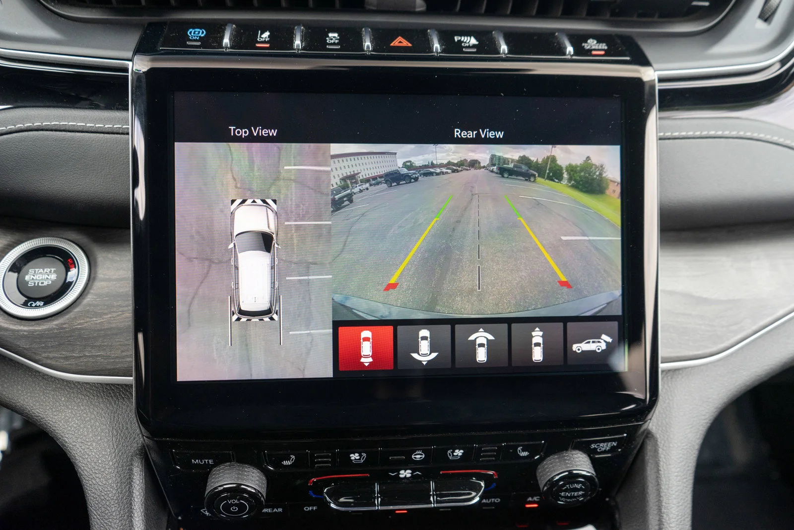 Used 2023 Diamond Black Crystal Pearlcoat Jeep 4xe image 20