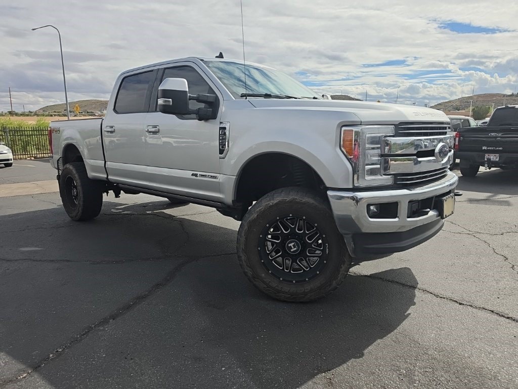 Used 2019 Ingot Silver Ford LARIAT image 2