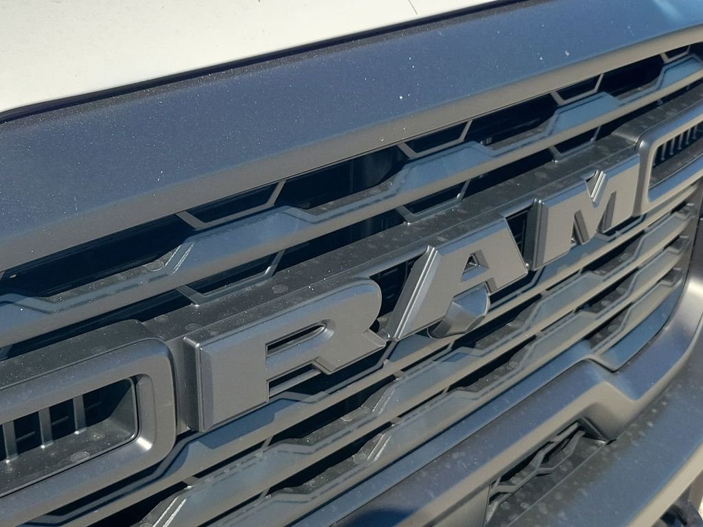 New 2026 Bright White Clear-Coat Exterior Paint RAM Tradesman image 40