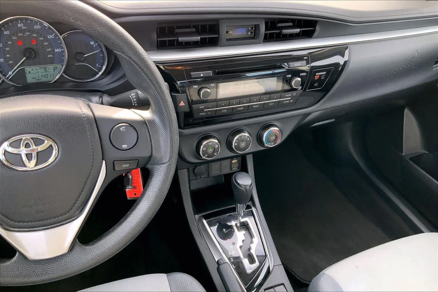 Used 2014 Black Sand Mica Toyota L image 7