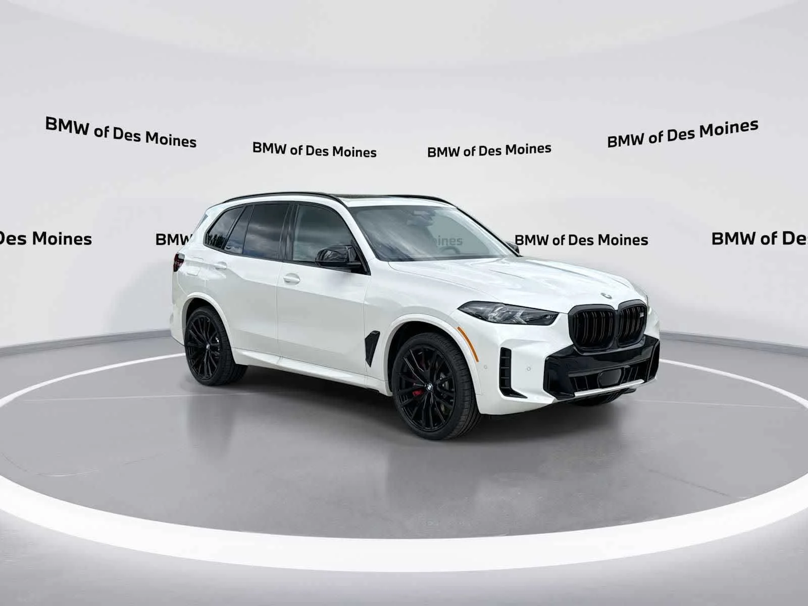 New 2026 Mineral White Metallic BMW M60i image 2