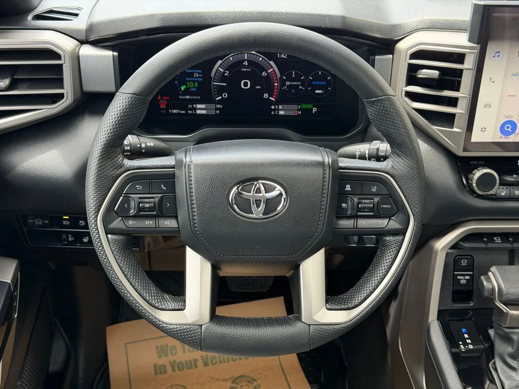 Used 2025 White Toyota Limited image 17