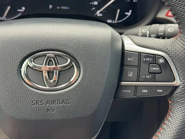 Used 2024  Toyota LE image 30