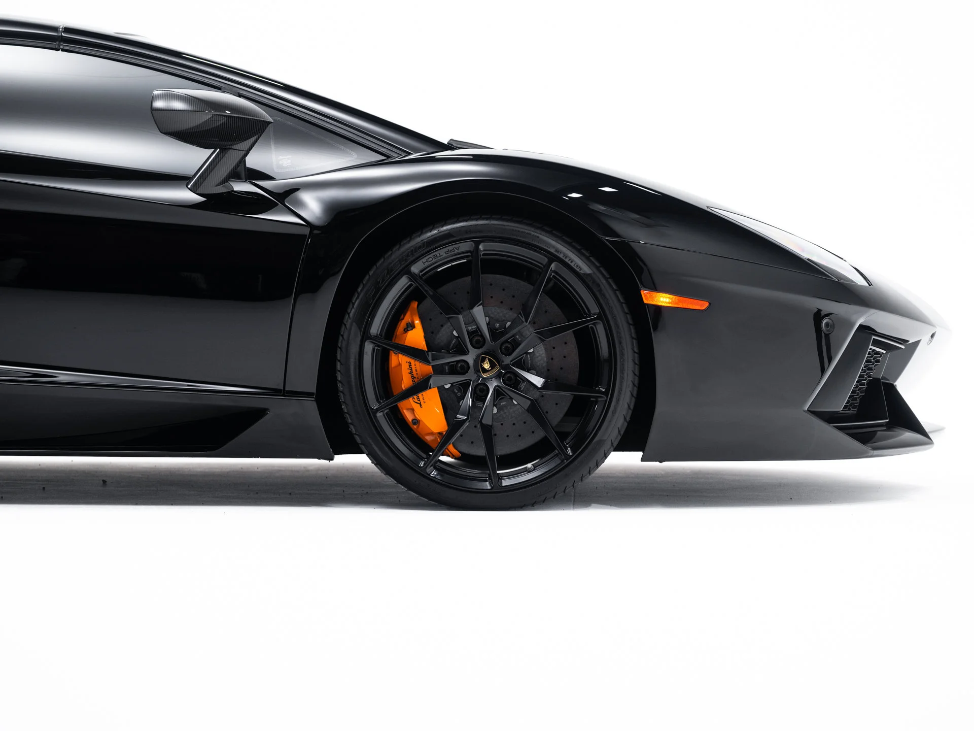 Used 2014  Lamborghini LP700-4 image 16