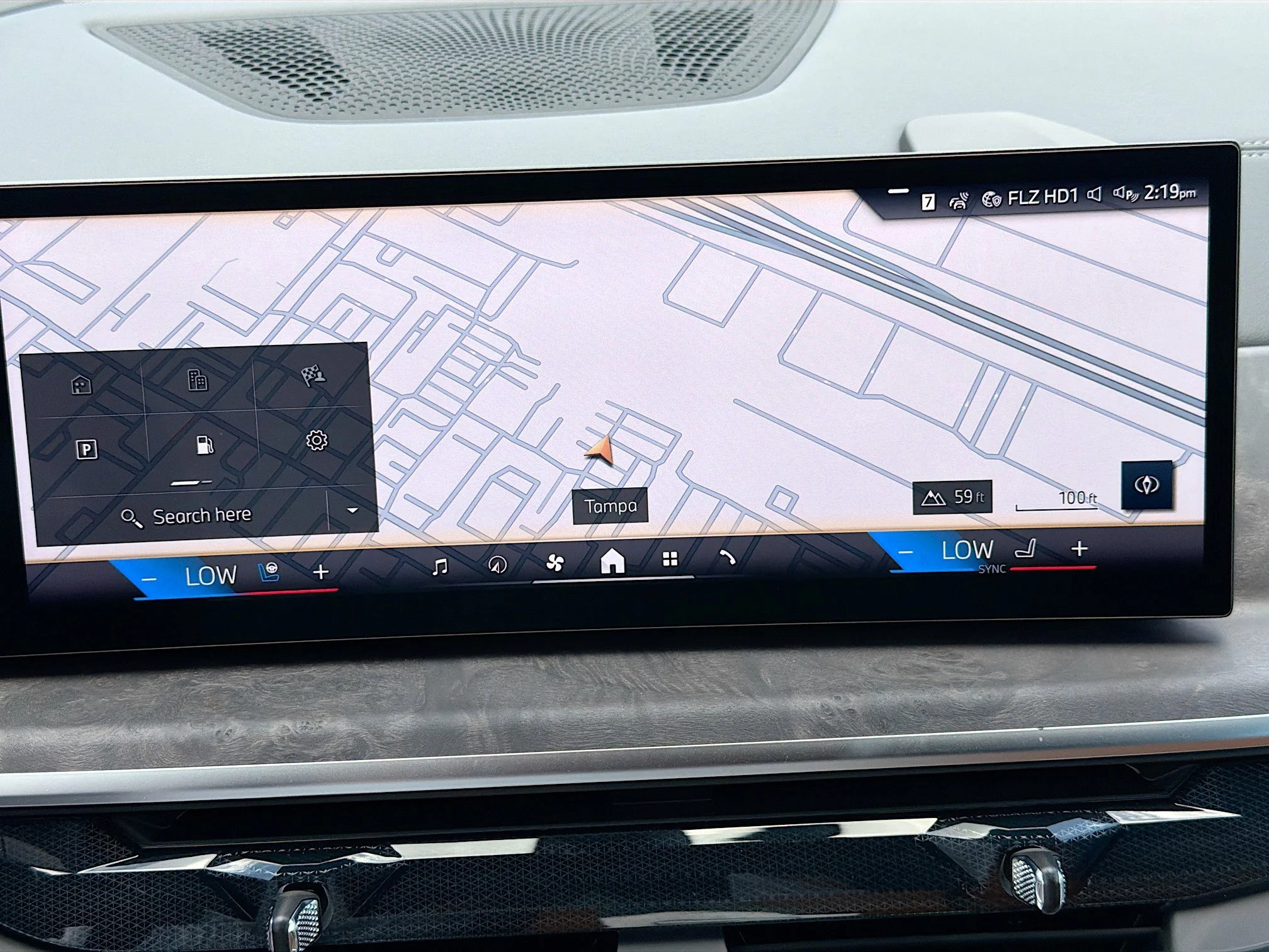 New 2026 Alpine White BMW sDrive40i image 31