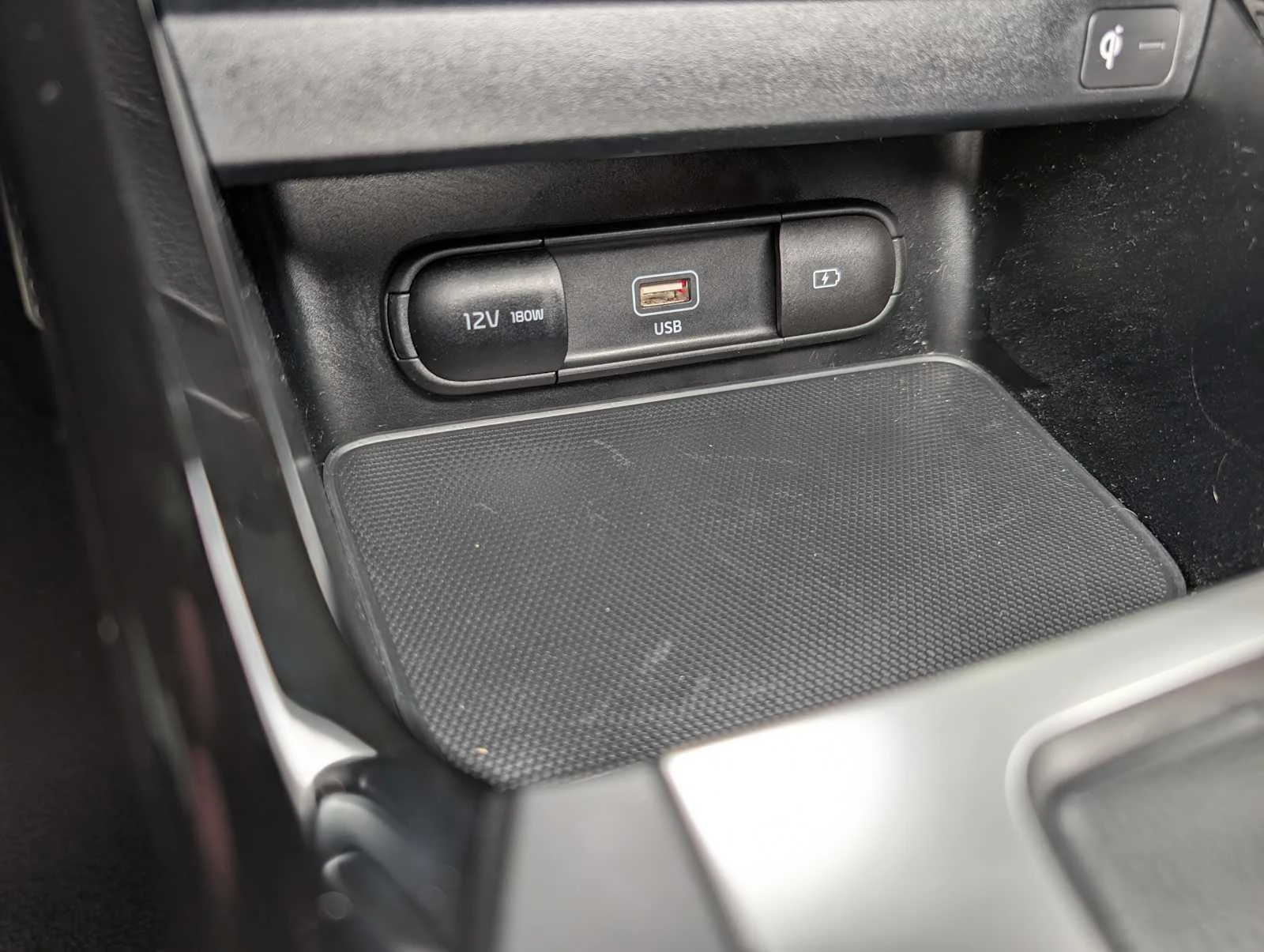 Used 2023 Aurora Black Kia GT-Line image 32