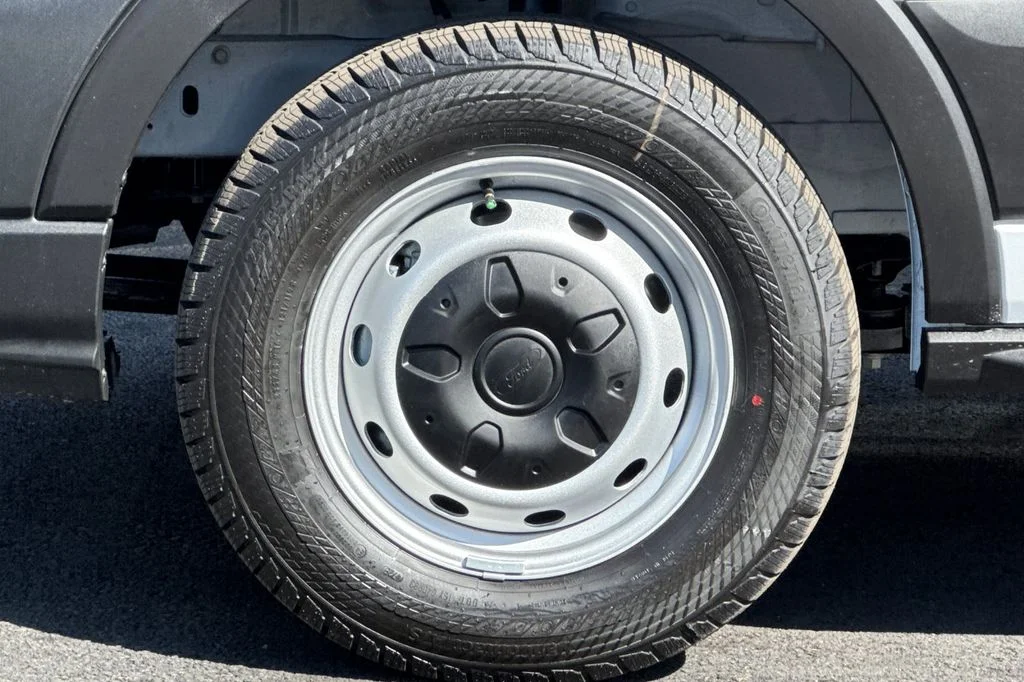 New 2026 Oxford White Ford Cargo Van image 26