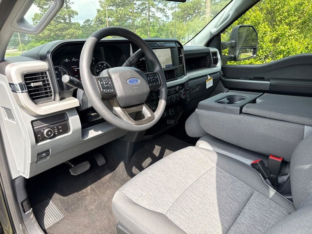 New 2026 Carbonized Gray Metallic Ford F-250® XL image 15