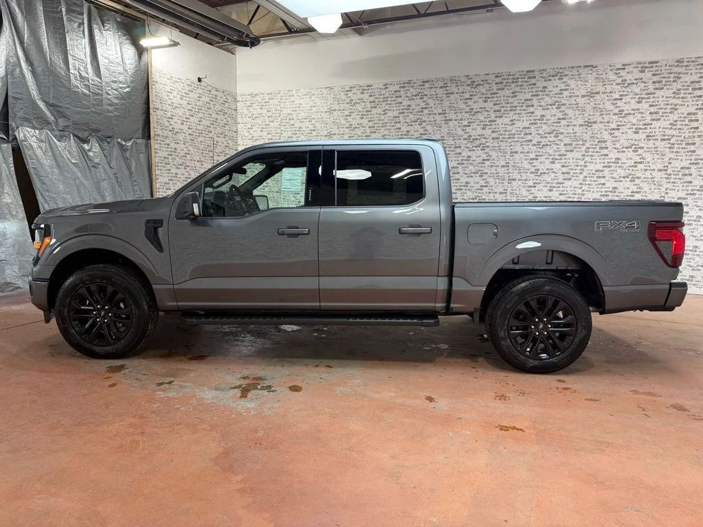 New 2026 Gray Ford XLT image 4