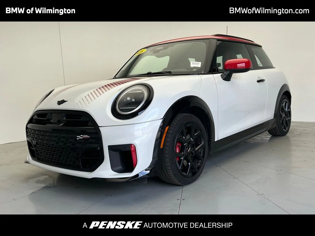 2025 MINI Hardtop John Cooper Works's photo