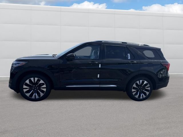 New 2026 Agate Black Metallic Ford Platinum™ image 2