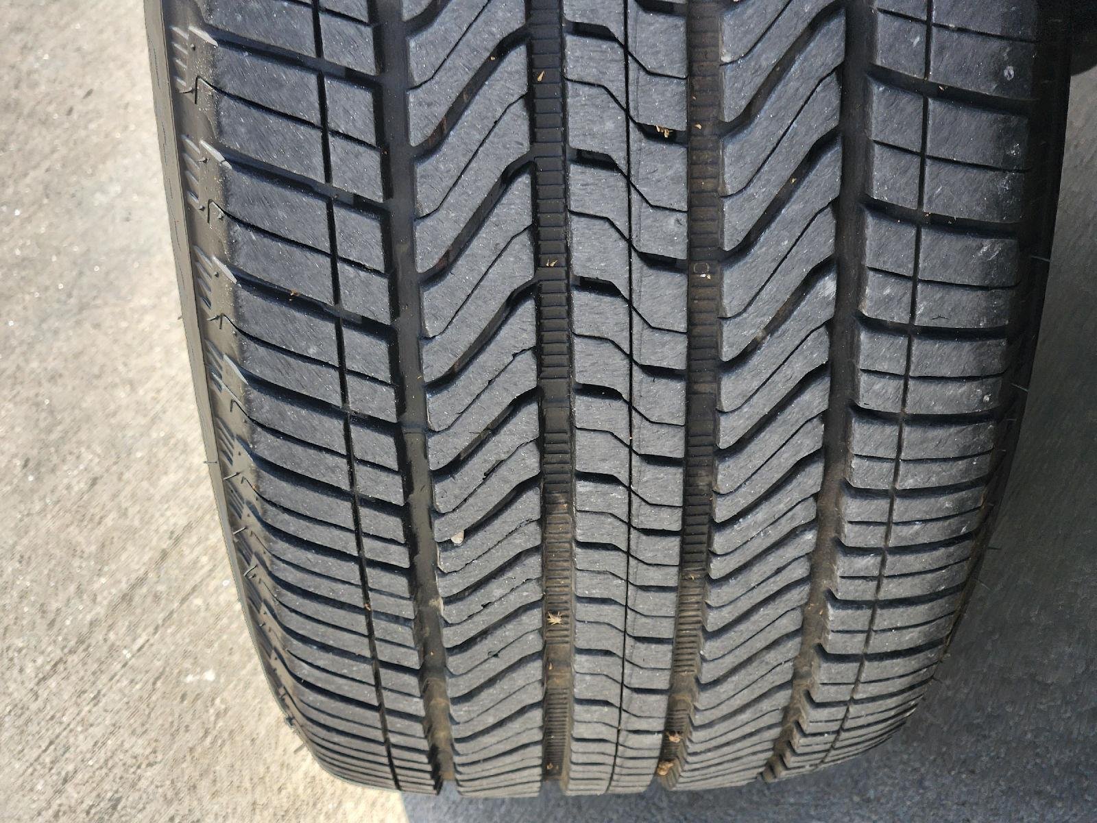 Used 2026 Onyx Black GMC Elevation image 11