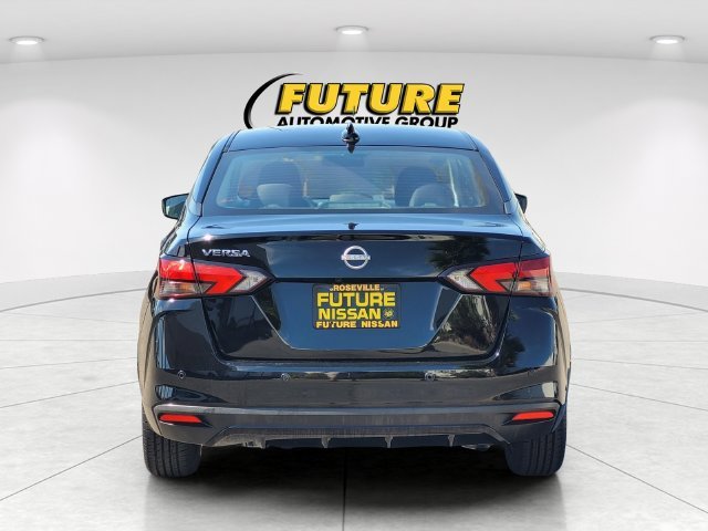 Used 2025 Black Nissan 1.6 SV image 8