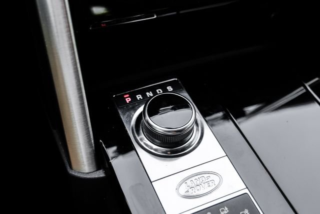Used 2019 White Land Rover HSE Luxury image 36